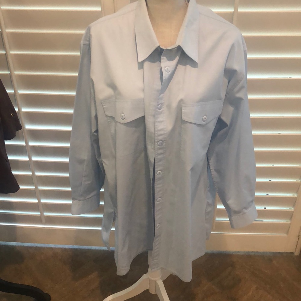 Zina of Beverly Hills 100% powder blue cotton blouse. Great basic. Washable
